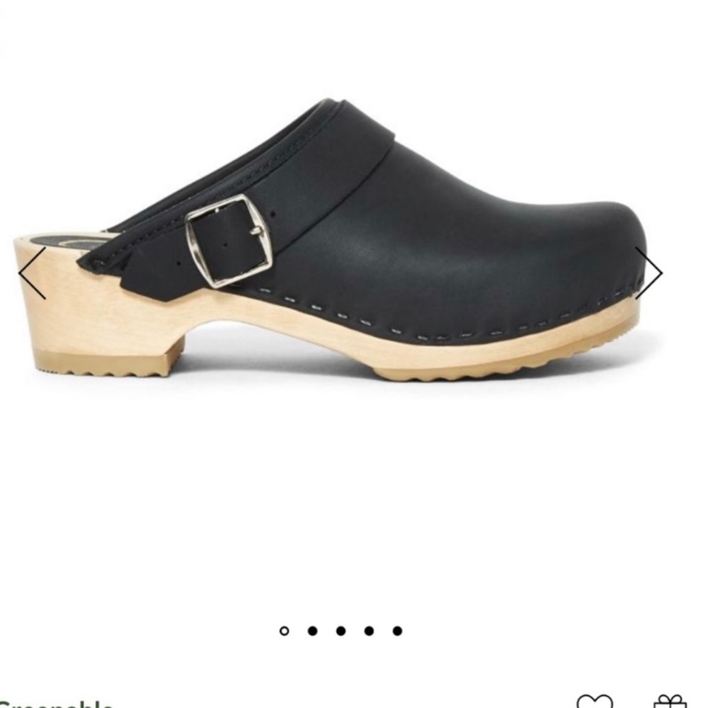 No.6 shearling lined clog size 38